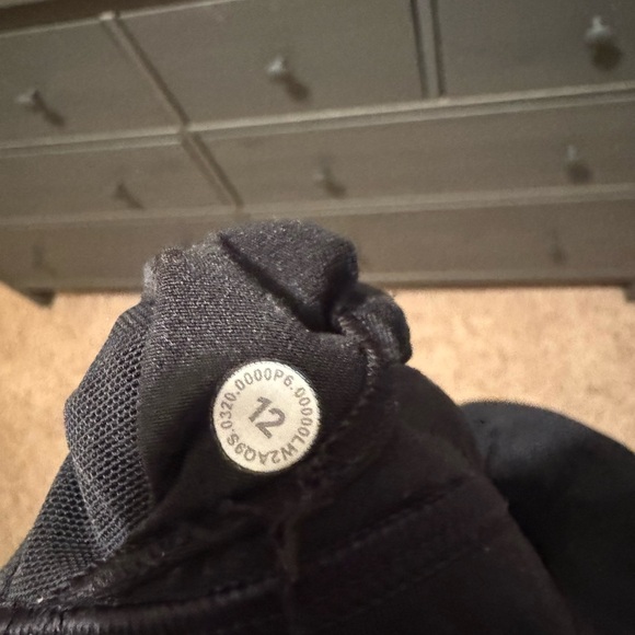 Lululemon Free to be Moved Bra - Picture 6 of 6